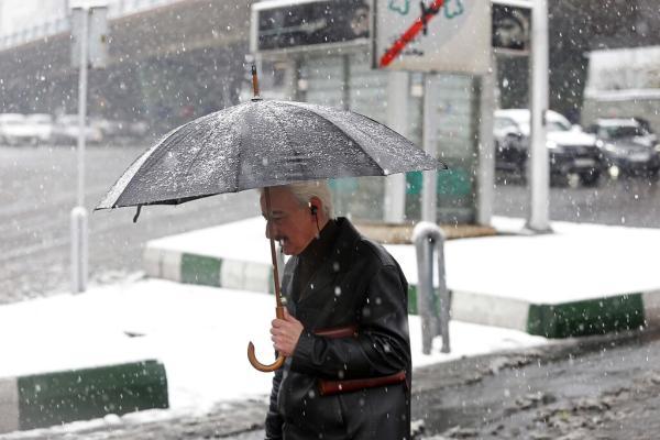 پیش بینی شرایط هوای تهران برای روز دوشنبه ، هوا سردتر می گردد؟